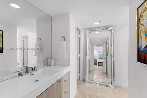 520 Brickell Key Dr A1207, Miami FL - photo 20 of 33