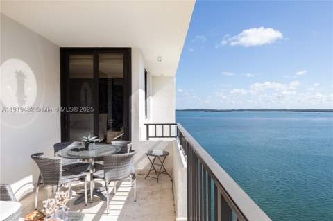 520 Brickell Key Dr A1207, Miami FL - photo 6 of 33