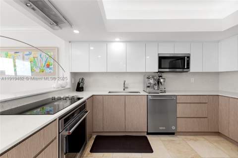 520 Brickell Key Dr A1207, Miami FL - photo 8 of 33