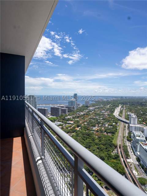 60 SW 13th St 4805, Miami FL - photo 8 of 10