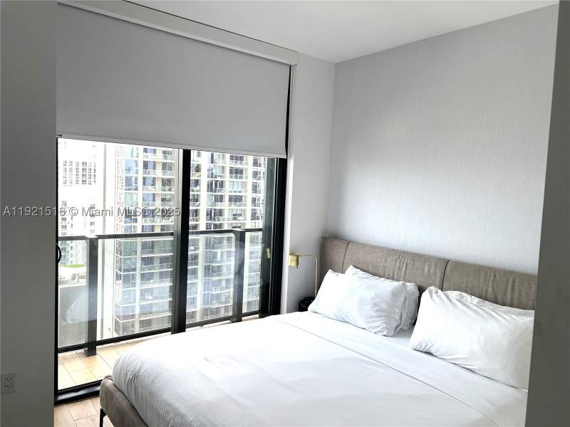 1 bedroom Condominium at 398 NE 5th St 2215, Map Of Miami Dade Co. FL., Miami — photo 3