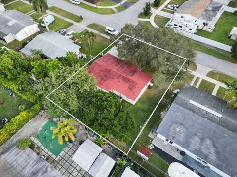 1562 NW 8th Ave, Homestead FL - photo 19 of 23