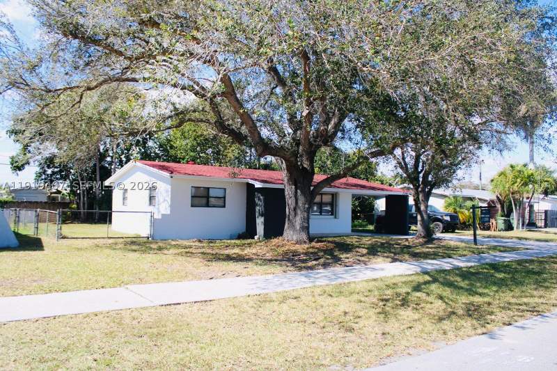 3 bedroom SingleFamilyResidence at 1562 NW 8th Ave, Laurel Manor, Homestead — photo 2