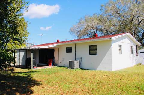 1562 NW 8th Ave, Homestead FL - photo 22 of 23
