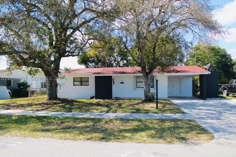 3 bedroom SingleFamilyResidence at 1562 NW 8th Ave, Laurel Manor, Homestead — photo 4