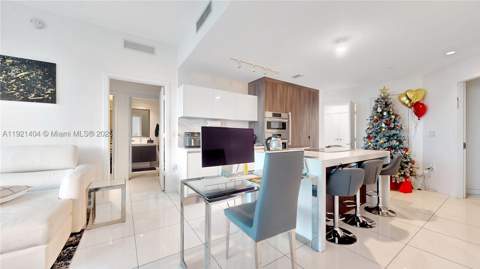 851 NE 1st Ave 1508, Miami FL - photo 8 of 43