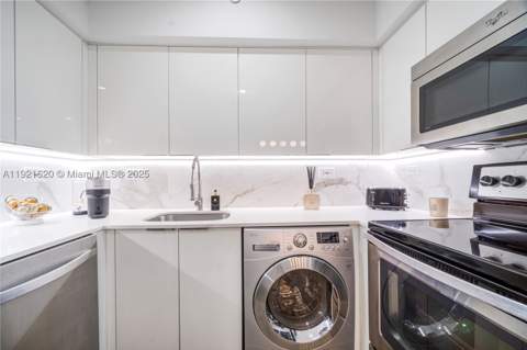 1500 Bay Rd 1558S, Miami Beach FL - photo 9 of 54