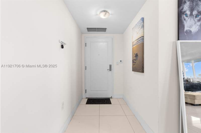 1 bedroom Condominium at 1871 NW S River Dr 1402, Terrazas Riverpark Villag, Miami — photo 5