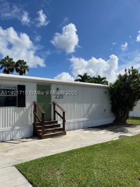 35250 SW 177th Ct #220, Homestead FL - photo 23 of 28
