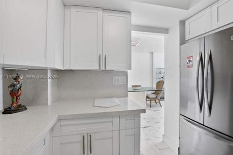 300 Bayview Dr 308, Sunny Isles Beach FL - photo 13 of 63