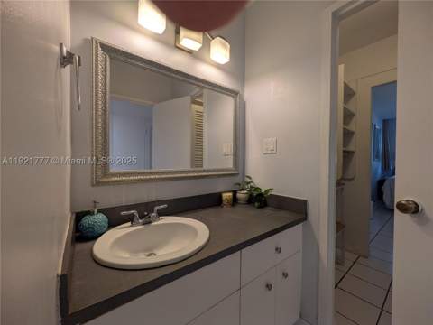 100 Lincoln Rd 904, Miami Beach FL - photo 10 of 19