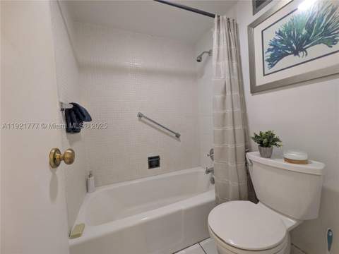 100 Lincoln Rd 904, Miami Beach FL - photo 11 of 19