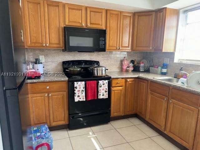 2 bedroom Condominium at 1350 NE 119th St 1350-25, Biscayne Park Terrace Con, Miami — photo 2