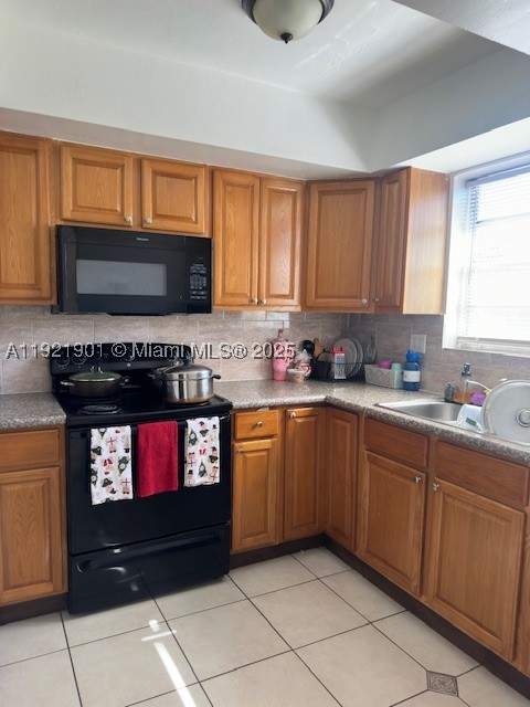 2 bedroom Condominium at 1350 NE 119th St 1350-25, Biscayne Park Terrace Con, Miami — photo 3