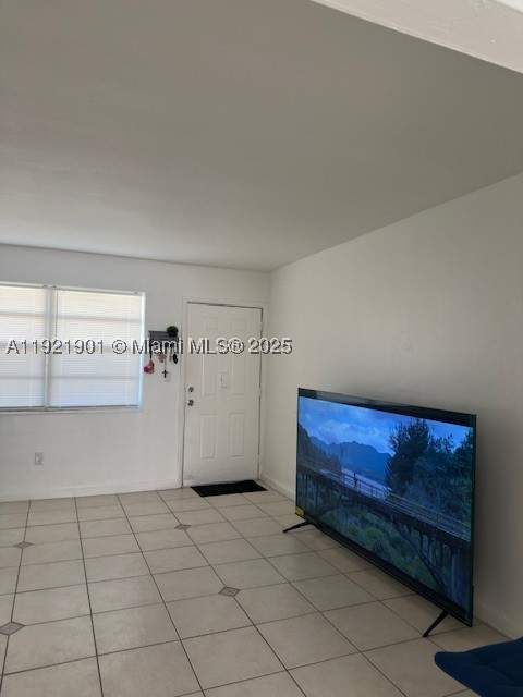 2 bedroom Condominium at 1350 NE 119th St 1350-25, Biscayne Park Terrace Con, Miami — photo 5
