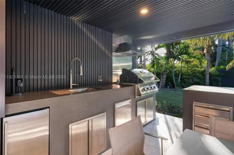 10618 NE 11th ct, Miami Shores FL - photo 13 of 78