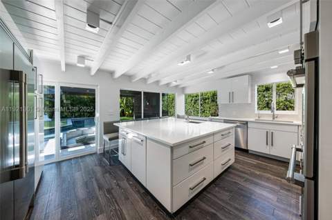 10618 NE 11th ct, Miami Shores FL - photo 22 of 78