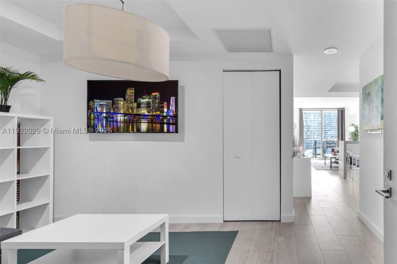 1 bedroom Condominium at 55 SW 9th St 1705, Brickell Heights West Con, Miami — photo 4