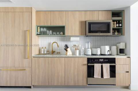 159 NE 6th St 3209, Miami FL - photo 13 of 91