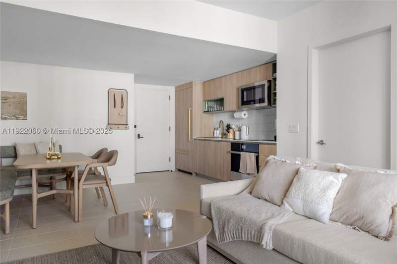 1 bedroom Condominium at 159 NE 6th St 3209, Gale Residences, Miami — photo 4