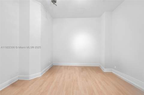 21050 Point Pl 2001, Aventura FL - photo 22 of 50