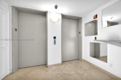 21050 Point Pl 2001, Aventura FL - photo 9 of 50