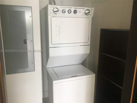 6000 Collins Ave 521, Miami Beach FL - photo 15 of 27