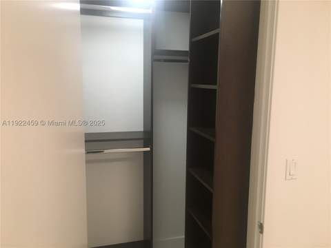 6000 Collins Ave 521, Miami Beach FL - photo 7 of 27