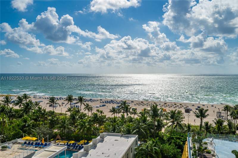 2 bedroom Condominium at 1500 Ocean Dr 907, 1500 Ocean Drive Condo, Miami Beach — photo 2
