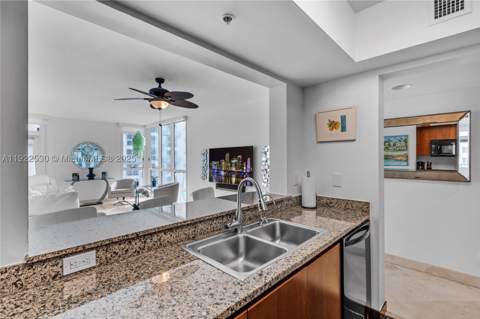 1500 Ocean Dr 907, Miami Beach FL - photo 8 of 36