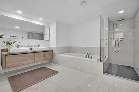 400 Sunny Isles Blvd 1519, Sunny Isles Beach FL - photo 21 of 78