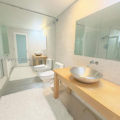 5255 Collins Ave 5D, Miami Beach FL - photo 9 of 18