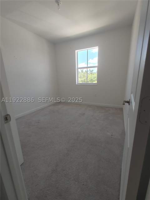 1766 SE 26th Rd, Homestead FL - photo 10 of 34