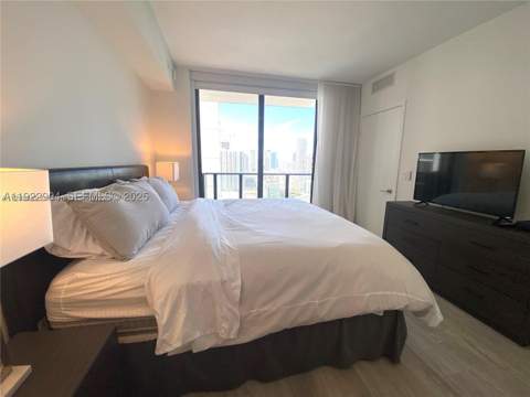 55 SW 9th St 3001, Miami FL - photo 12 of 28