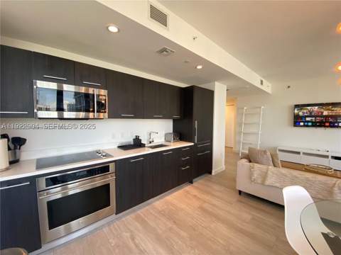 55 SW 9th St 3001, Miami FL - photo 8 of 28