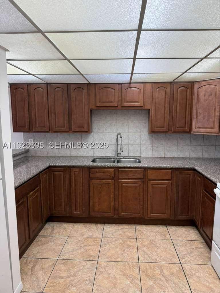 2 bedroom Condominium at 7000 NW 186th St 4-226, Coral Gate West Condo, Hialeah — photo 3