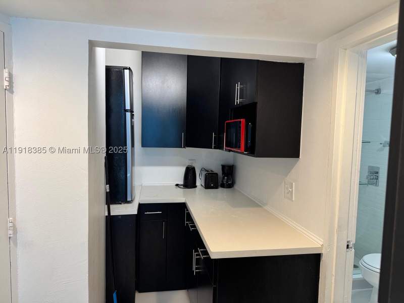 0 bedroom Condominium at 5445 Collins Ave 915, Castle Beach Club Condo, Miami Beach — photo 5