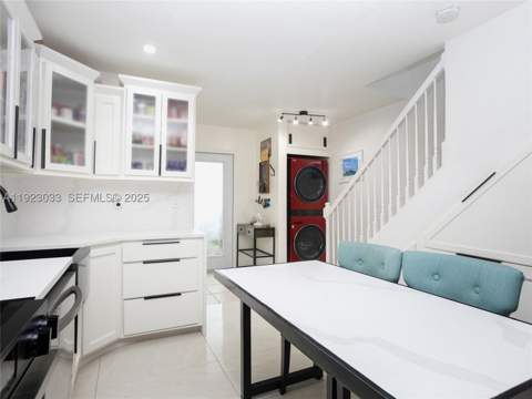 437 SW 3rd St 2, Miami FL - photo 11 of 35