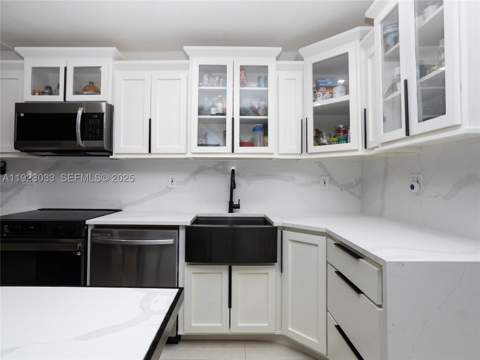 437 SW 3rd St 2, Miami FL - photo 13 of 35