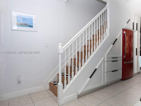 437 SW 3rd St 2, Miami FL - photo 15 of 35