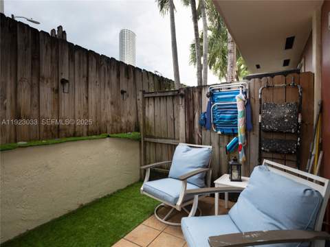 437 SW 3rd St 2, Miami FL - photo 19 of 35