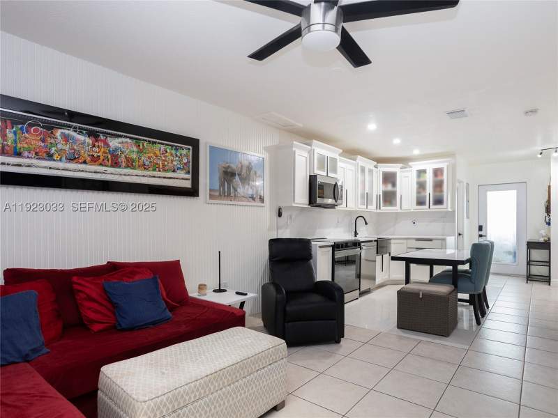 2 bedroom Townhouse at 437 SW 3rd St 2, Neo View Condo, Miami — photo 5