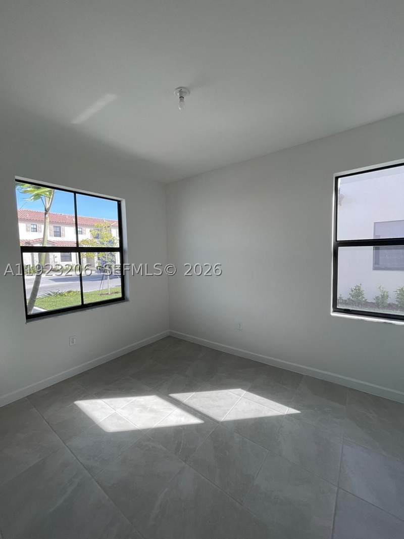 3 bedroom Townhouse at 11764 SW 245th Ter, Silver Palm Residential H, Homestead — photo 4