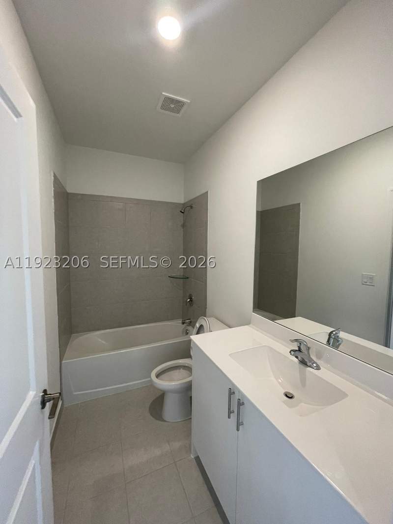 3 bedroom Townhouse at 11764 SW 245th Ter, Silver Palm Residential H, Homestead — photo 5