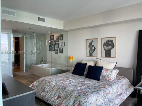 650 NE 32nd St 3005, Miami FL - photo 10 of 30