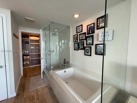 650 NE 32nd St 3005, Miami FL - photo 13 of 30
