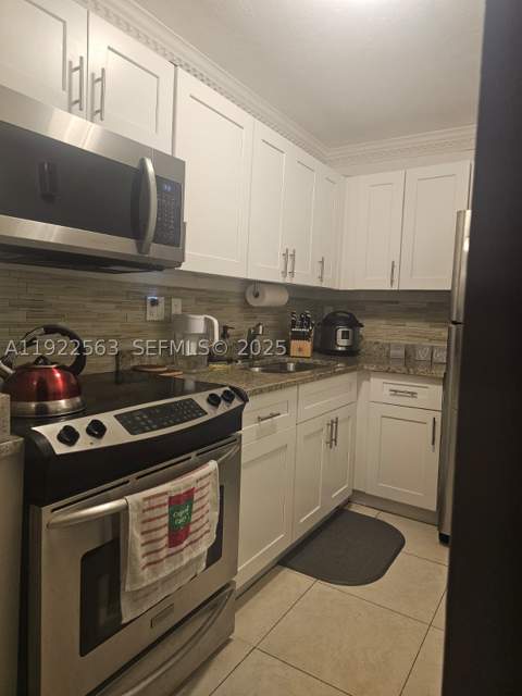 8411 NW 8th St 111, Miami FL - photo 12 of 27
