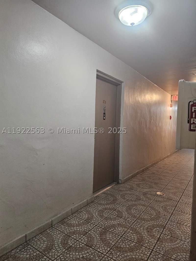 2 bedroom Condominium at 8411 NW 8th St 111, Summit Chase Condo, Miami — photo 4