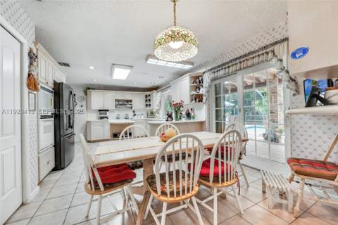 17123 SW 78th Pl, Palmetto Bay FL - photo 11 of 16