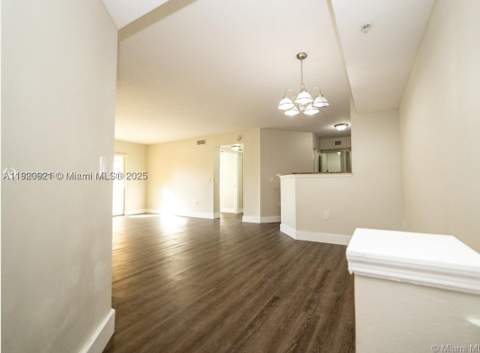 17622 NW 25th Ave 101, Miami Gardens FL - photo 18 of 22